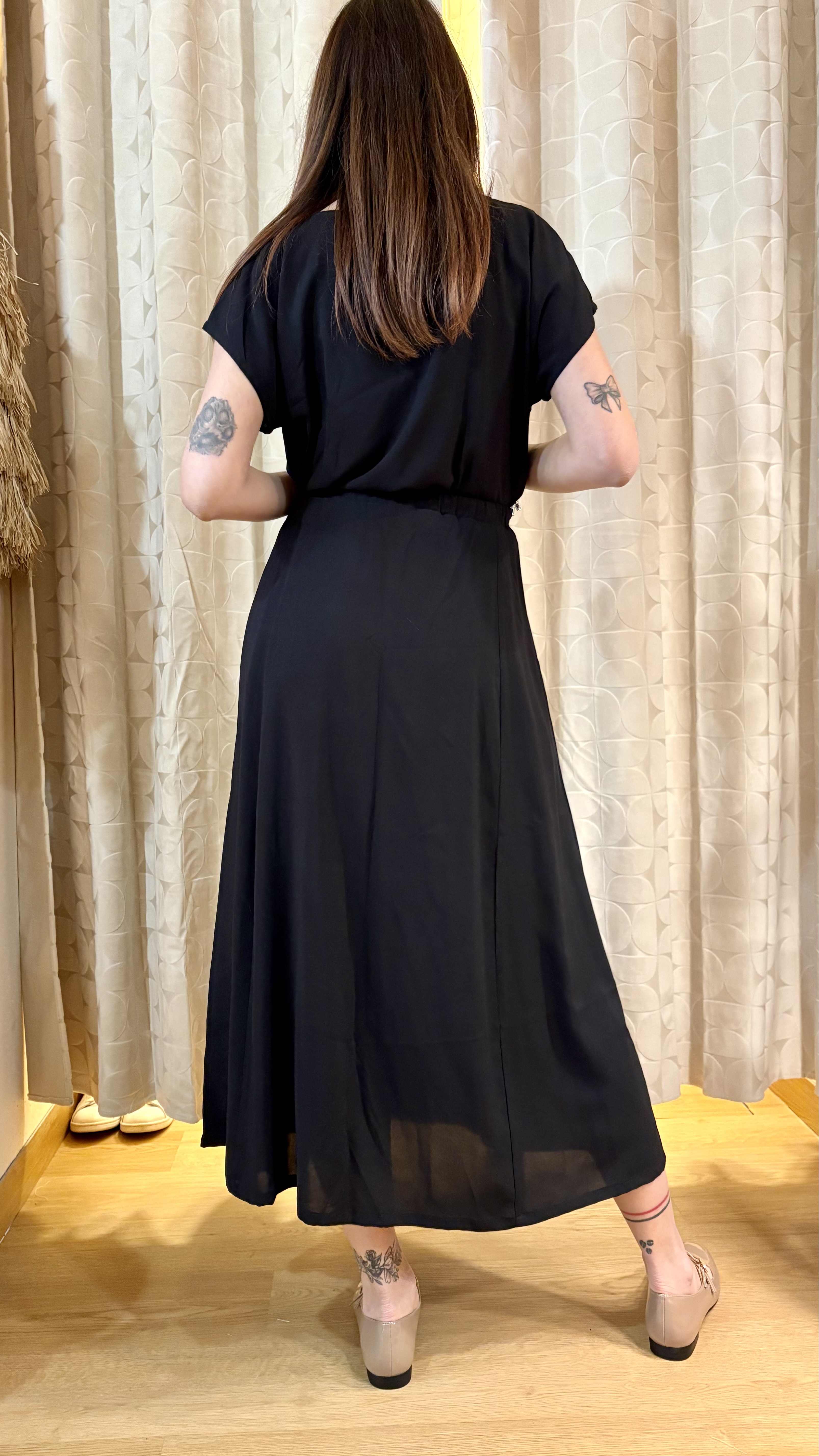 gonna fiore in bamboo nero - immagine 3
